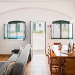 Hébergement de vacances Cerca Velha - *